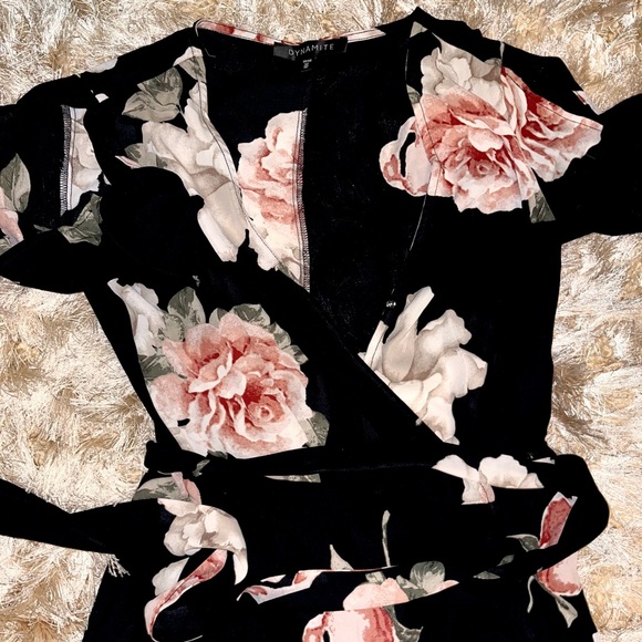 Dynamite Floral Wrap Dress - Picture 3 of 6